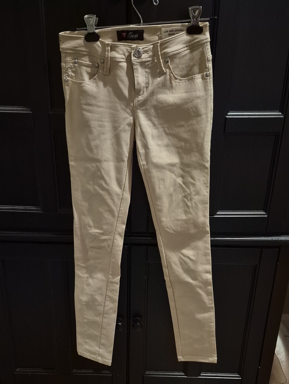 Guess Coated Low Rise Jegging Maxine Fit